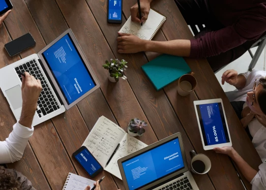 Подарунки співробітникам - корисні та круті промо-гаджети