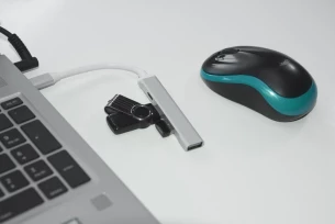 Розгалужувач USB HUB - ROSKO - сріблястий