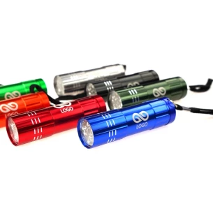 Світлодіодний ліхтар - сріблястий